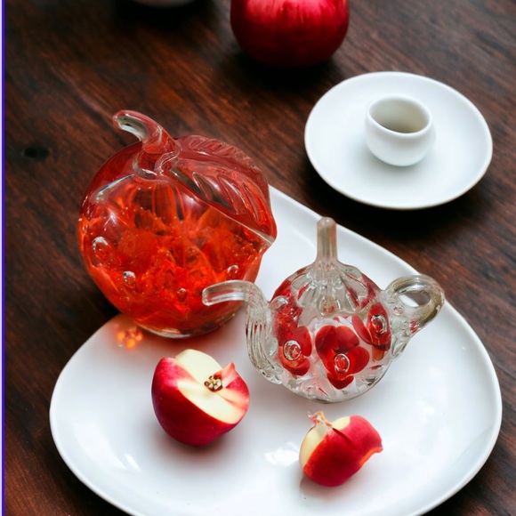 Set of 2 St. Claire Glass Art Pieces - Picture 9 of 13